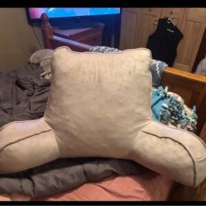 Beige Plush Reading Pillow with Armrests